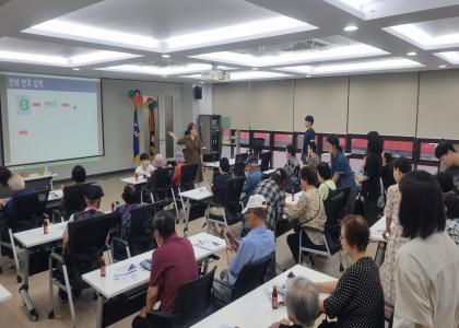 [찾아가는 디지털문해교육사] 만안구 스마트 배움터 사회공헌활동 이미지