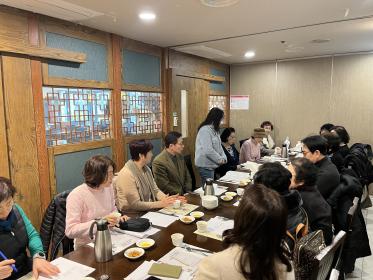 범계동 2025년 1분기 주민자치센터 강사·수강생 오찬 간담회 개최 이미지