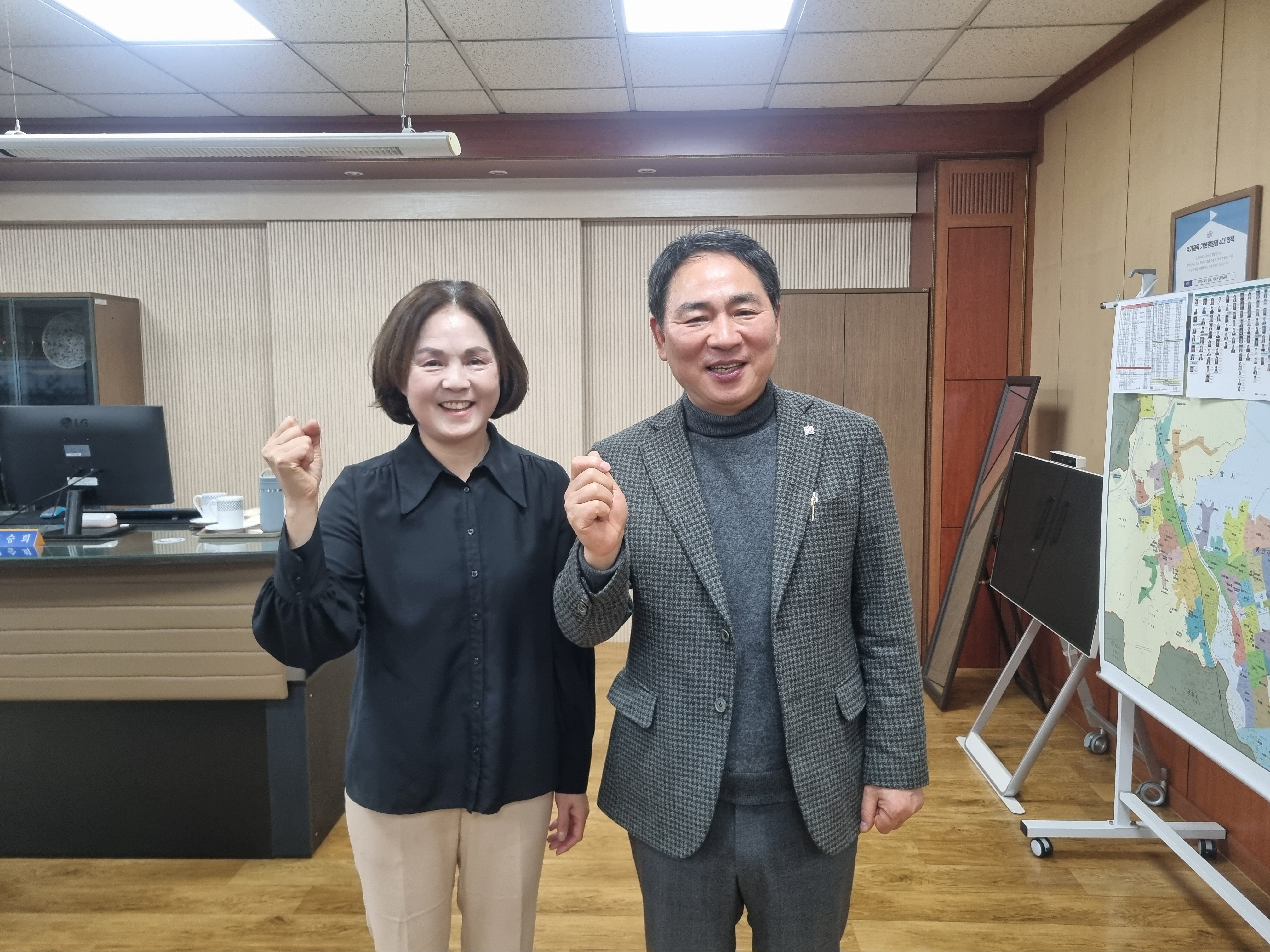 유관기관 방문 이미지