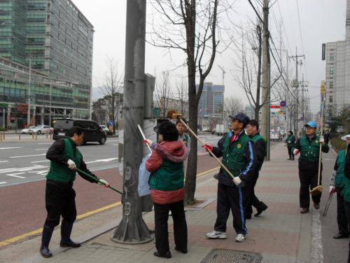2010년 새봄맞이 새마을 대청소 이미지